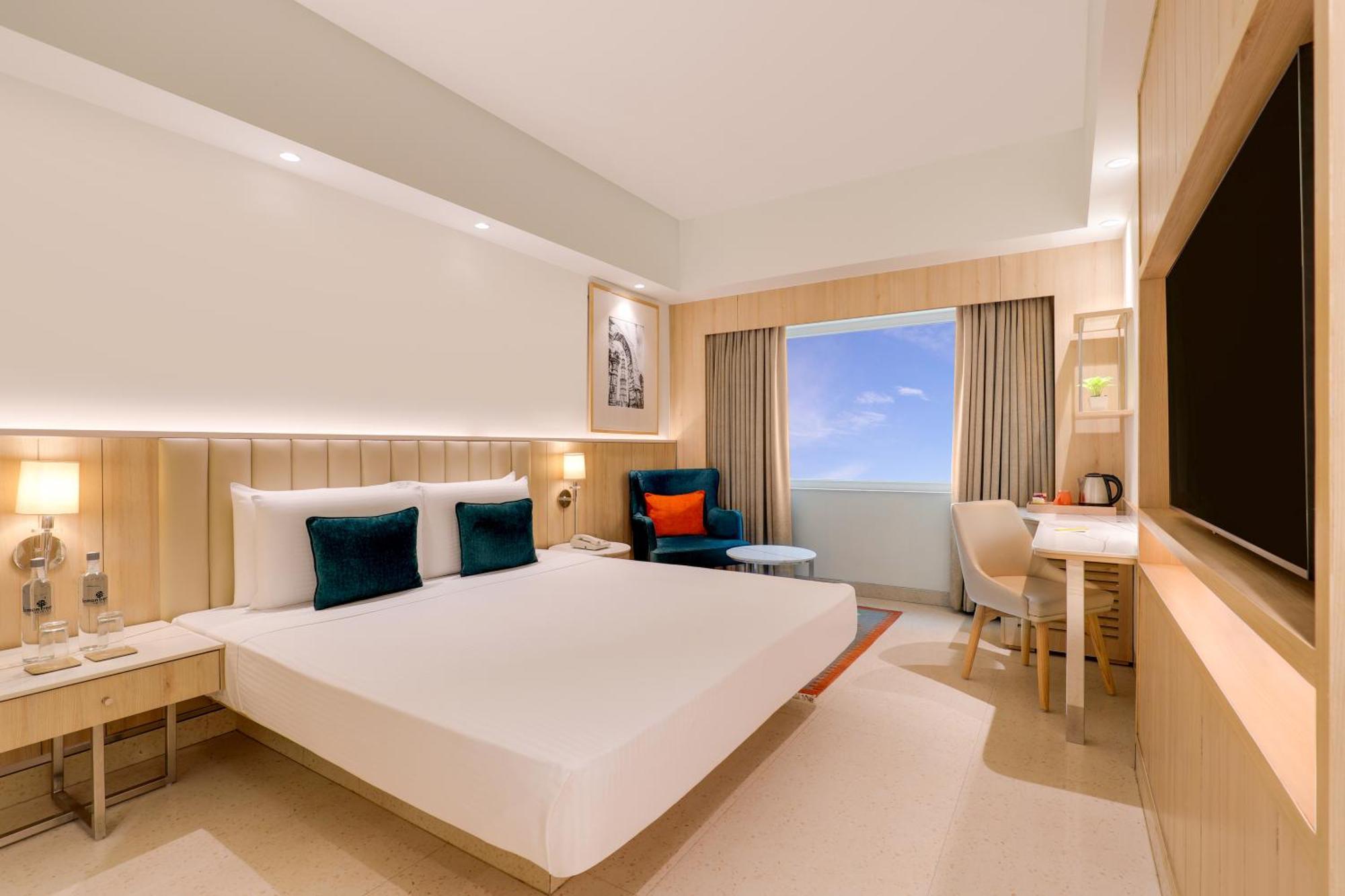 Lemon Tree Premier, Delhi Airport Hotel Új-Delhi Kültér fotó Deluxe Room