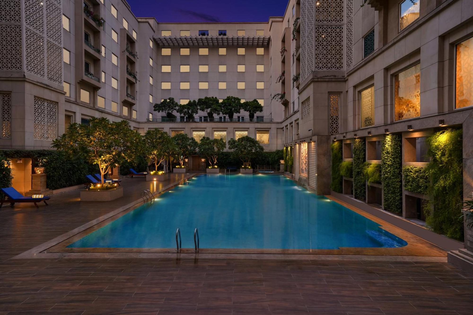 Lemon Tree Premier, Delhi Airport Hotel Új-Delhi Kültér fotó The Oberoi, Mumbai